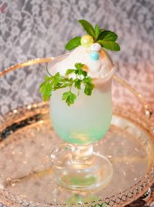 アブサンクリームソーダ